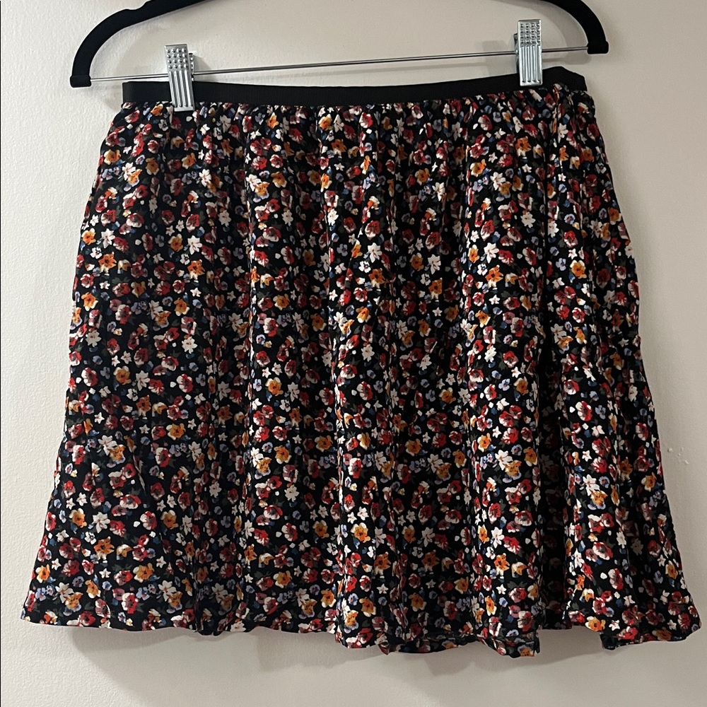 American Vintage Black Floral Skater Skirt